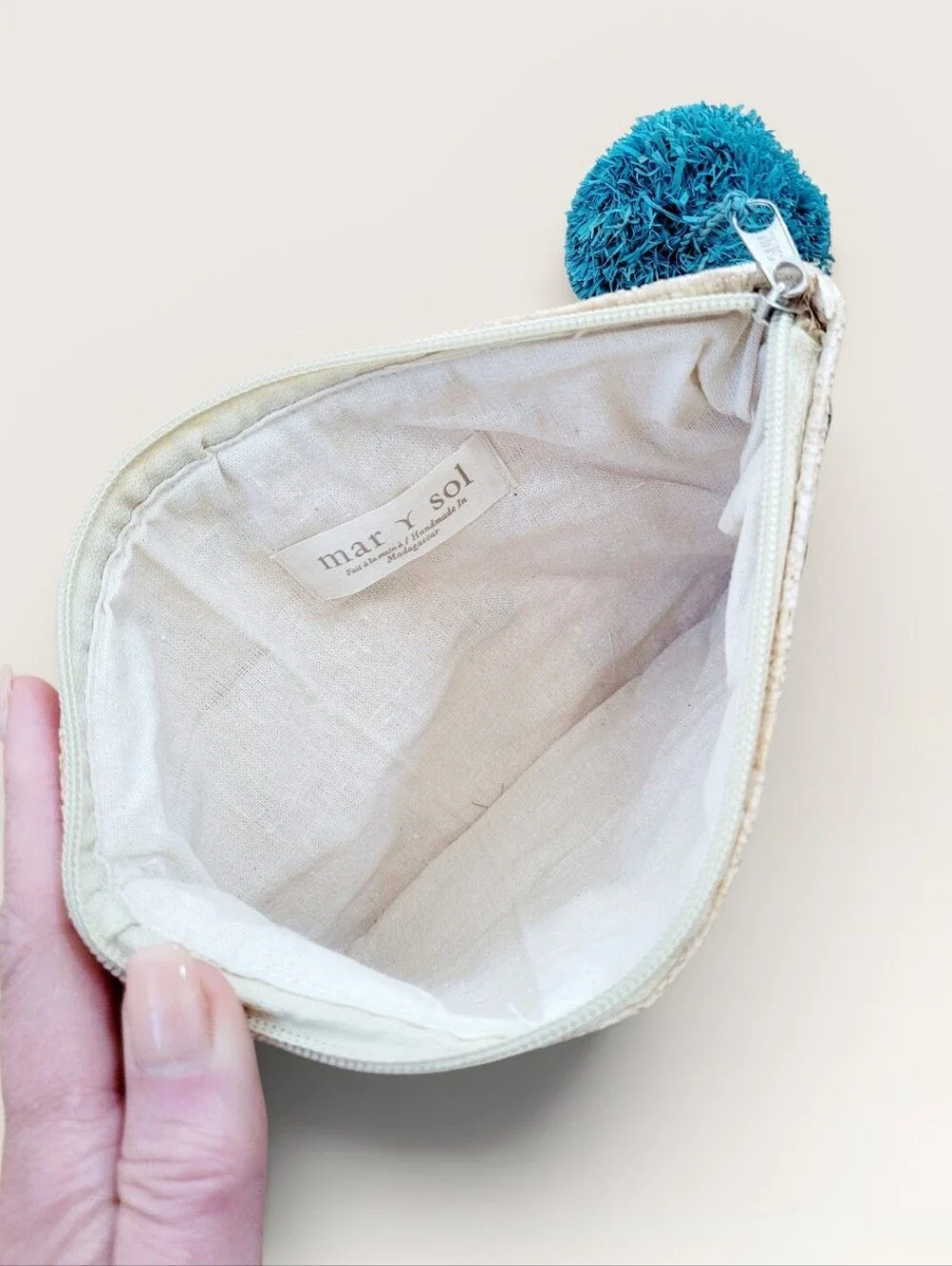 MAR Y SOL Crocheted Raffia Sofia Zippered Pouch Cosmetic Case Clutch